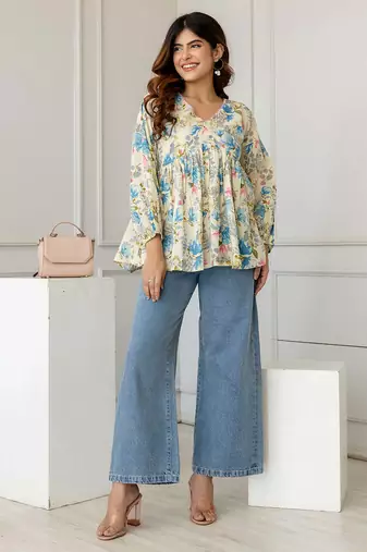 Off-white cotton printed top for women