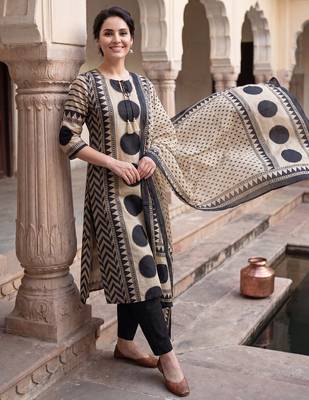 Cream printed straight kurta trousers with dupatta set 4