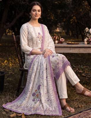 Cream printed straight kurta trousers with dupatta set 2