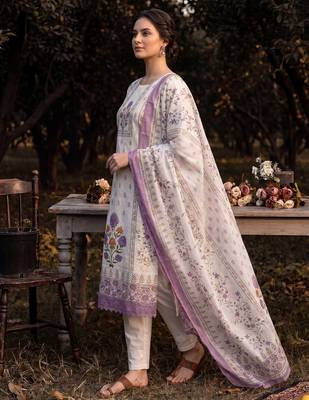 Cream printed straight kurta trousers with dupatta set 4
