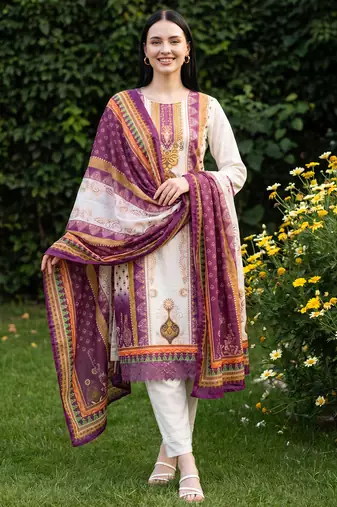 Cream printed straight kurta trousers with dupatta set
