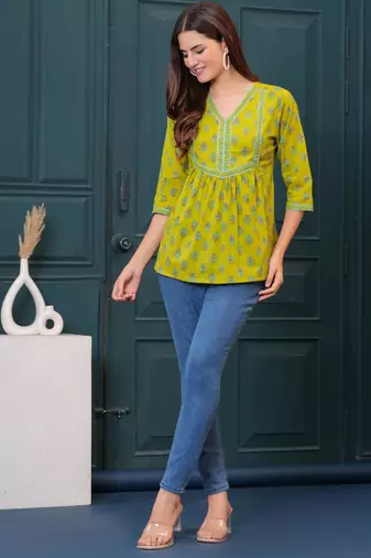 Green cotton printed top for women