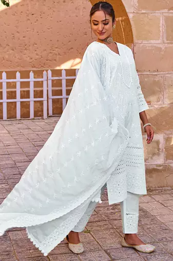 Blue embroidered straight kurta trousers with dupatta set