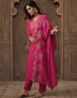 Pink embroidered straight kurta trousers with dupatta set 3