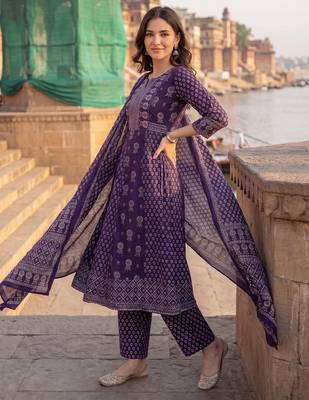 Purple printed a-line kurta trousers with dupatta set 4