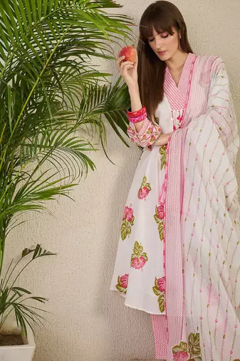 White printed a-line kurta trousers with dupatta set
