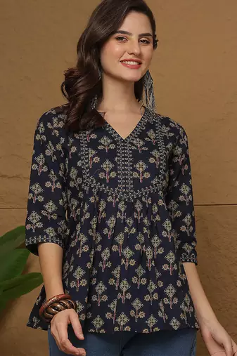 Blue cotton printed top for women