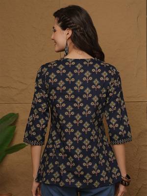 Blue cotton printed top for women 3