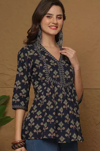 Blue cotton printed top for women