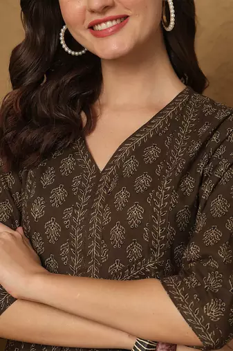 Brown cotton printed top for women