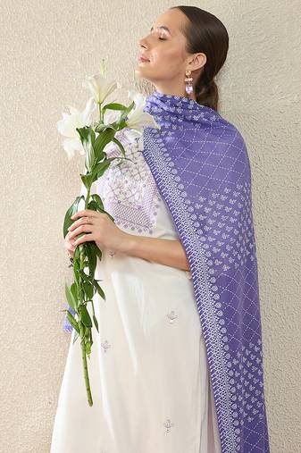 White embroidered straight kurta trousers set