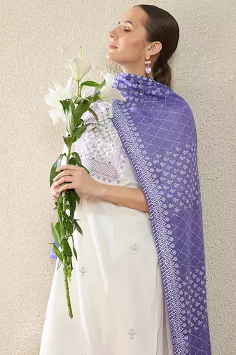 White embroidered straight kurta trousers set