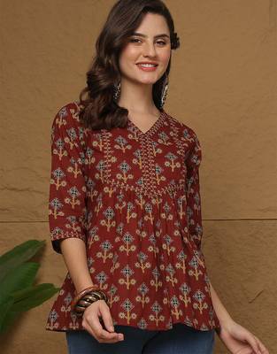 Maroon cotton printed top for women 1