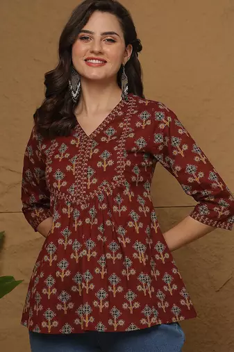 Maroon cotton printed top for women