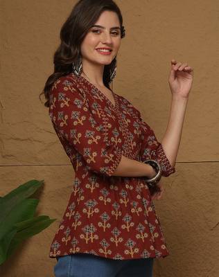 Maroon cotton printed top for women 4