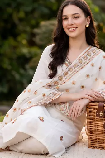 White embroidered straight kurta trousers with dupatta set