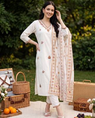 White embroidered straight kurta trousers with dupatta set 2