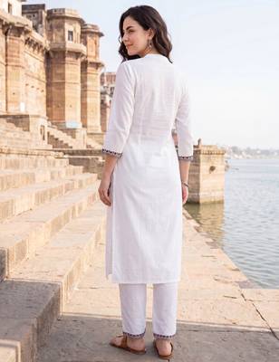 White embroidered straight kurta trousers with dupatta set 2