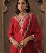 Red embroidered straight kurta trousers with dupatta set
