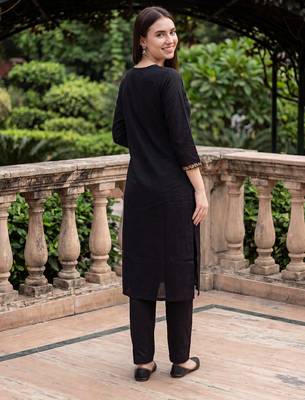 Black embroidered straight kurta trousers with dupatta set 2