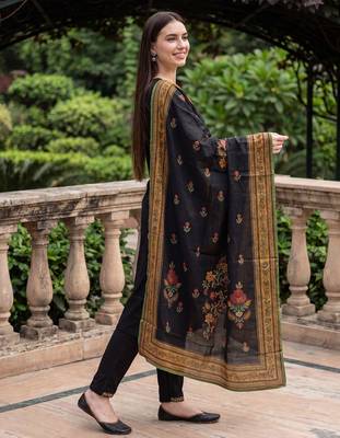 Black embroidered straight kurta trousers with dupatta set 4