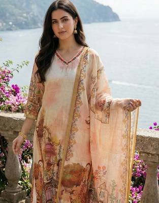 Off white printed straight kurta trousers with dupatta set 1