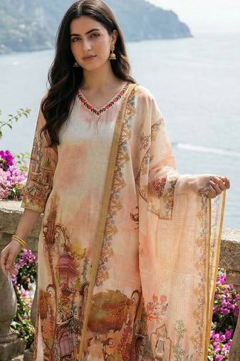 Off white printed straight kurta trousers with dupatta set