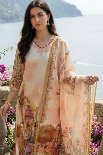 Off white printed straight kurta trousers with dupatta set