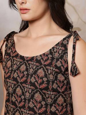 Black cotton printed top for women 4