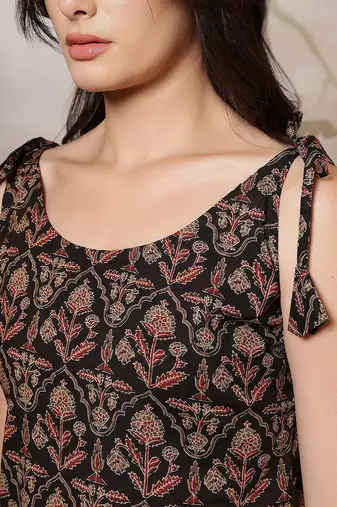 Black cotton printed top for women
