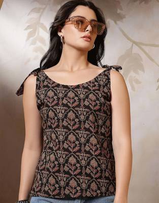 Black cotton printed top for women 5