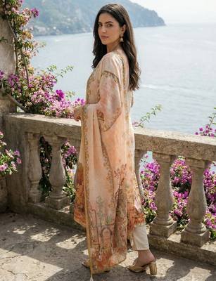 Off white printed straight kurta trousers with dupatta set 3