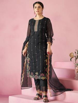 Black embroidered straight kurta trousers with dupatta set 3