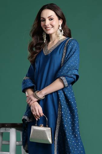 Blue embroidered straight kurta trousers with dupatta set