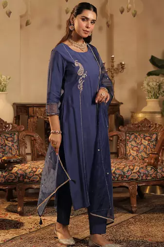 Blue embroidered straight kurta trousers with dupatta set