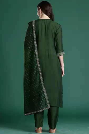 Green embroidered straight kurta trousers with dupatta set