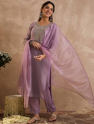Lavender embroidered straight kurta trousers with dupatta set 3