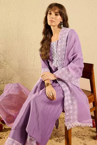 Lavender embroidered straight kurta trousers with dupatta set