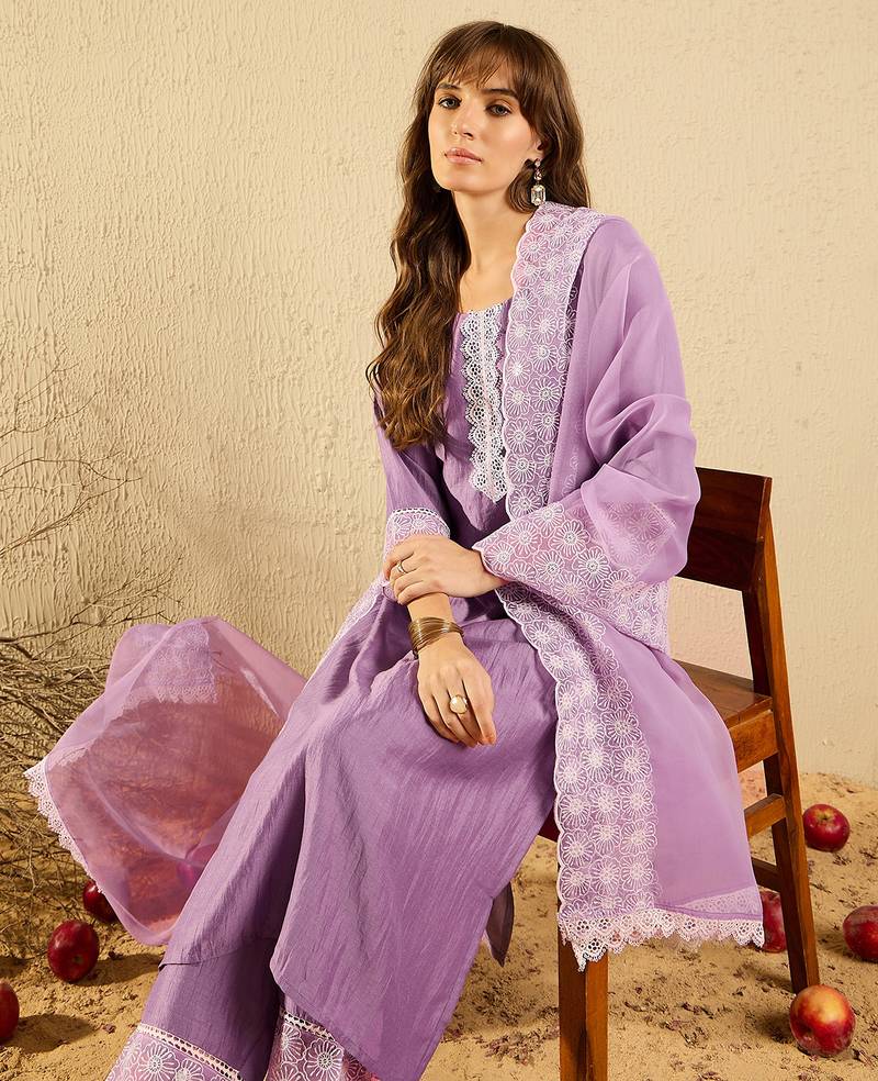 Lavender embroidered straight kurta trousers with dupatta set