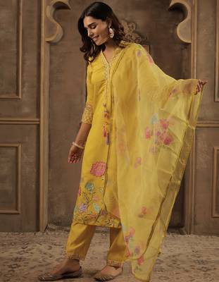Mustard embroidered straight kurta trousers with dupatta set 3