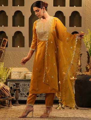 Mustard embroidered straight kurta trousers with dupatta set 3