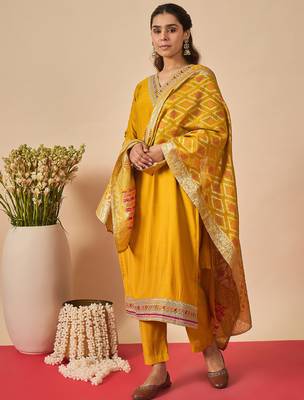 Mustard embroidered straight kurta trousers with dupatta set 4
