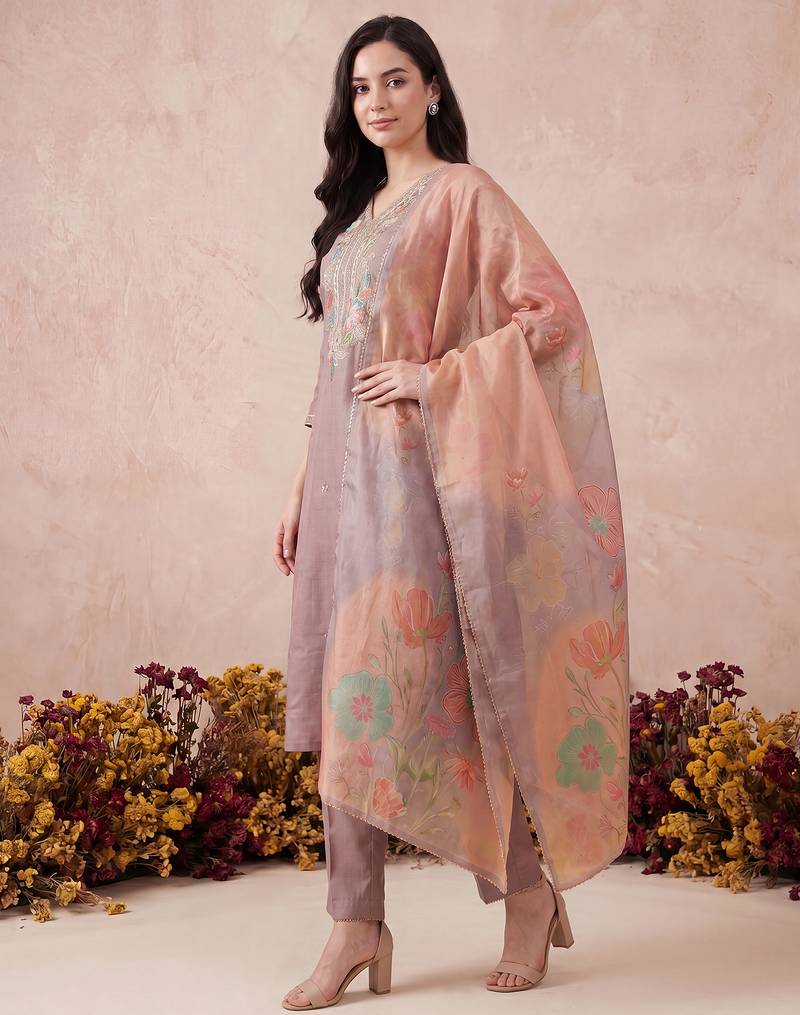 Mauve embroidered straight kurta trousers with dupatta set