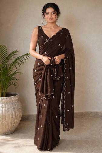 Premium crush saree with handwork flower butti and designer border