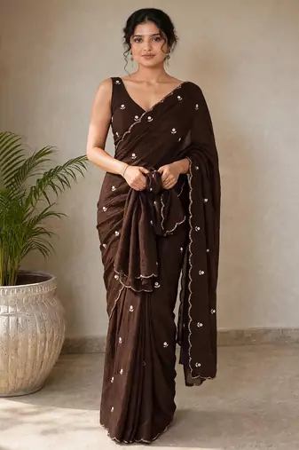 Premium crush saree with handwork flower butti and designer border