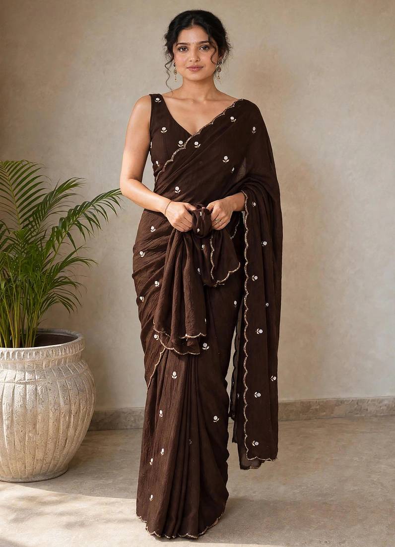 Premium crush saree with handwork flower butti and designer border