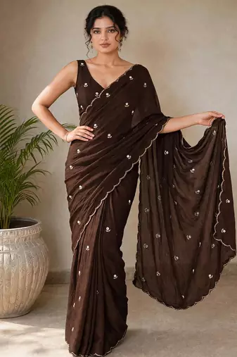 Premium crush saree with handwork flower butti and designer border
