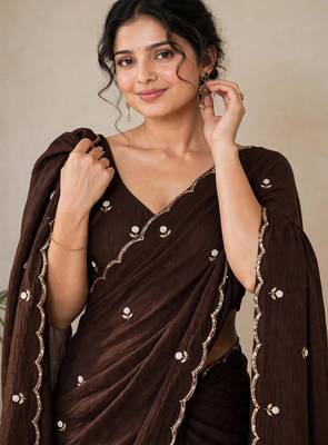 Premium crush saree with handwork flower butti and designer border 5