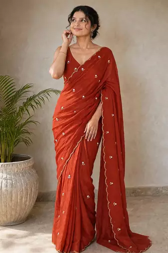 Partywear crush saree with handwork flower butti and contrast border