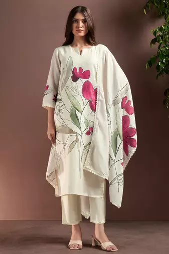 Off white printed straight kurta trousers with dupatta set